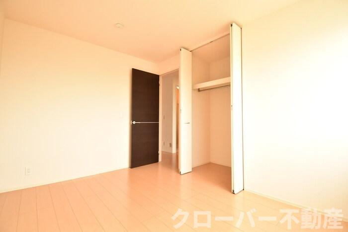 クローリス善通寺の内装|洋室６帖