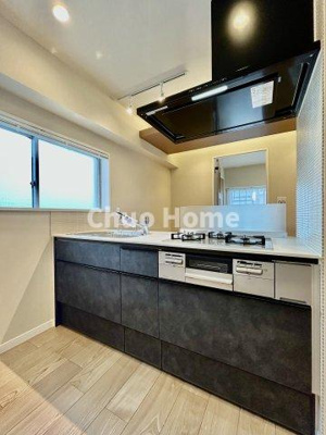 【キッチン】 | 新大橋マンション | ワイドで収納豊富なシステムキッチン