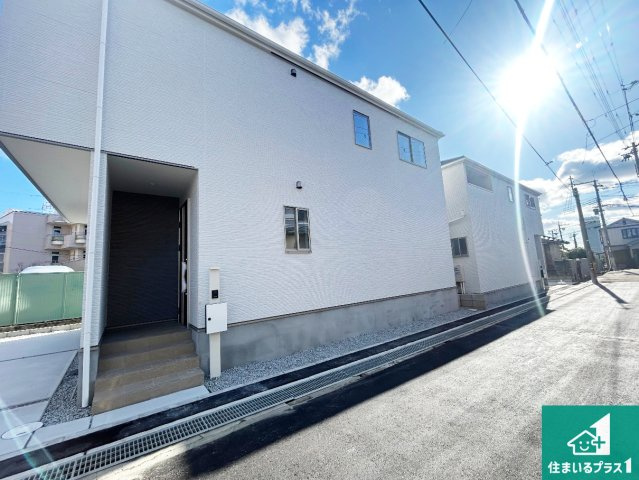 宝塚市小浜　第1期　新築一戸建ての外観|お客様に長く安心して住んでいだだける事にこだわった家づくり！住んでからのアフターサービスにもしっかりと取り組んでいます！
