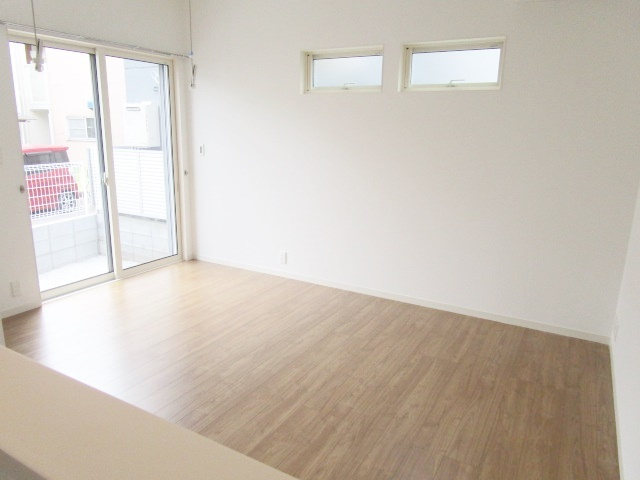 M’s PLACEの洋室|リビングダイニング。