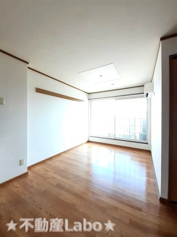 サンハイツの居間・リビング