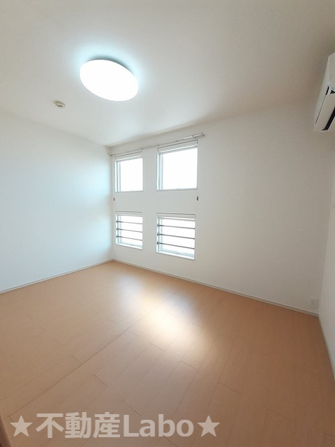 グラースBのその他