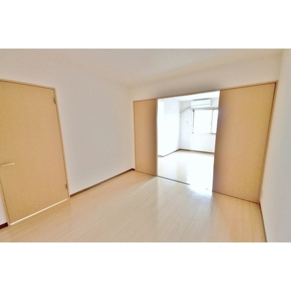 ベーシックマンションⅡの洋室