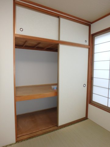 坂戸市伊豆の山町中古戸建の収納