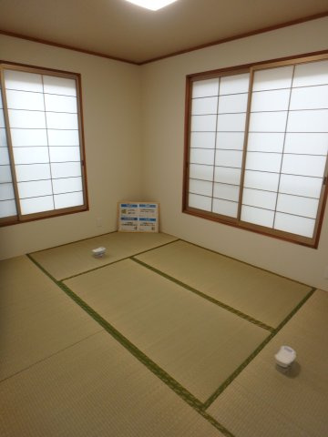 坂戸市伊豆の山町中古戸建の和室