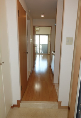 板橋区南町の賃貸マンションの玄関