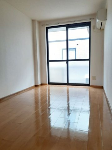 ニューシティ藤澤Ａ棟の居間・リビング