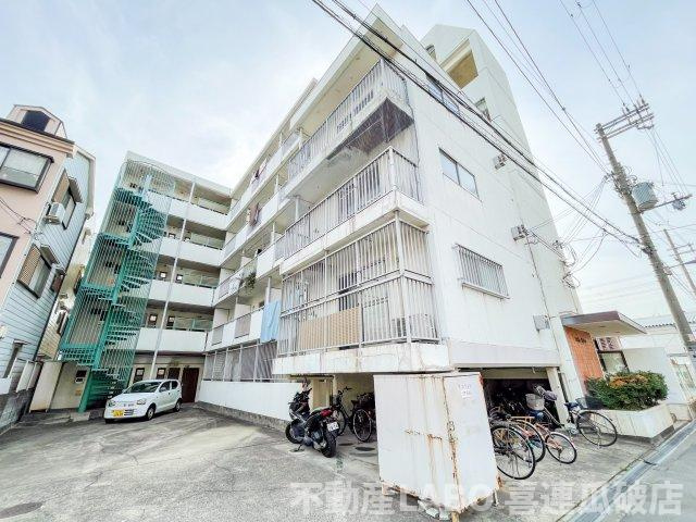 シャトー背戸口の外観