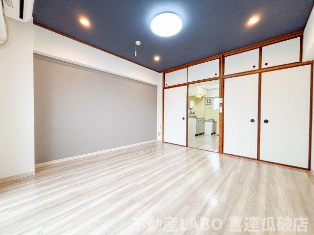 シャトー背戸口の洋室