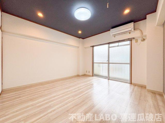 シャトー背戸口の内装