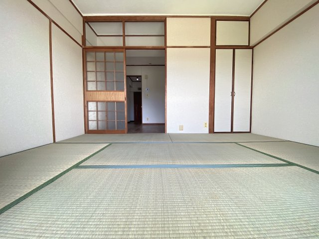 石坂スカイハイツの和室|同物件別部屋イメージ写真