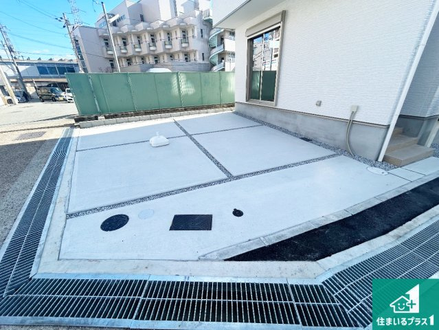 宝塚市小浜　第1期　新築一戸建ての駐車場|駐車スペース！散水栓があるので、こまめに愛車を洗えます！