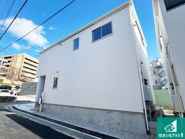 宝塚市小浜　第1期　新築一戸建ての外観|安心の10年保証！外観を美しく保ち、雨水で汚れを落とします！気になることがありましたら、お気軽にお問い合わせください！