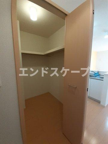 ステラブリーズ　Ⅰの収納|高崎、前橋のお部屋探しはエンドスケープまで！お客様の理想お聞かせ下さい♪