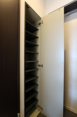 【玄関】 | サンシャイン太子堂