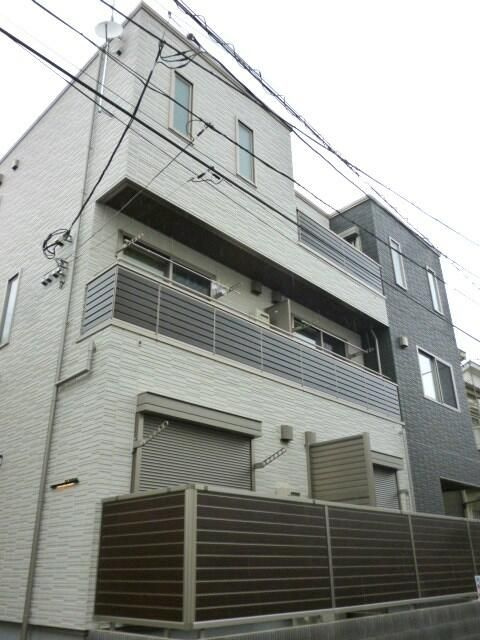 アンリヴァージュ