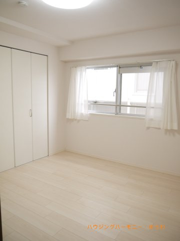 【洋室】 | モンテベルデ六義園 | 贅沢といえるほどの豊かな居住性と、プライドを満たすクオリティが見事に調和した住空間。