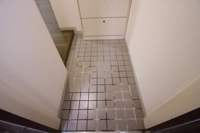 プチパレスの玄関