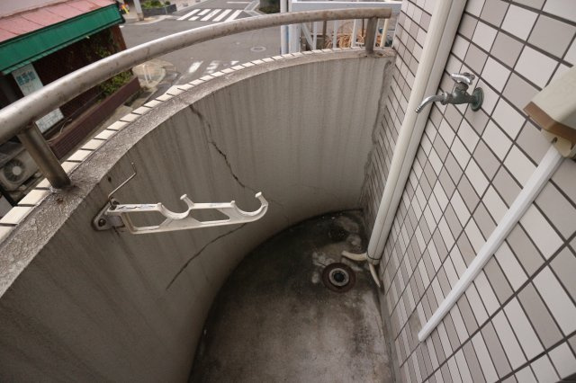 プチパレスのバルコニー