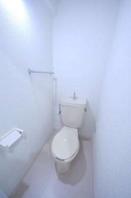 【トイレ】 | 森田マンション１号棟 | トイレです(写真は別部屋のものです)