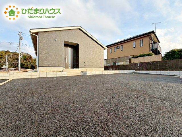 【駐車場】 | 鹿嶋市粟生第1　新築戸建　3号棟 | マイホームなら駐車場代がかかりません。しかも、自宅の駐車場で洗車が出来ます！今までコイン洗車に行っていた手間も省けて、節約にも繋がります(^^♪