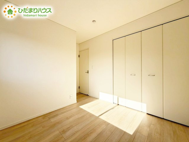 【洋室】 | 鹿嶋市粟生第1　新築戸建　3号棟 | 夏場に心地良いひんやり感はフローリングならでは☆彡