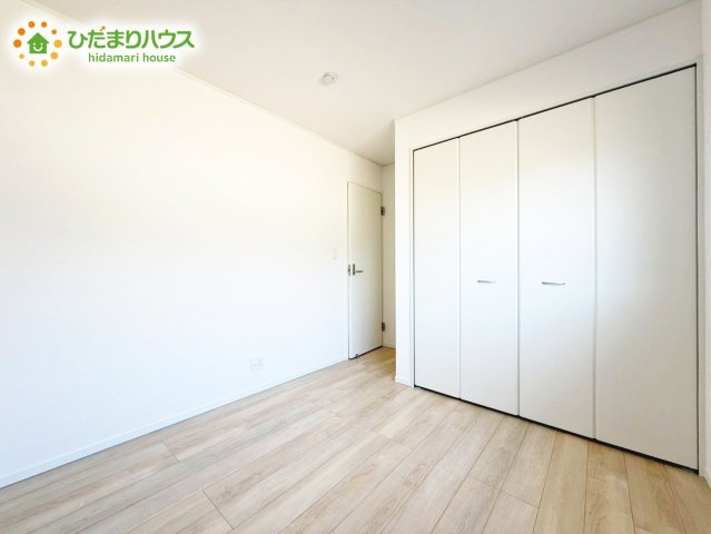 【洋室】 | 鹿嶋市粟生第1　新築戸建　3号棟 | シンプルな内観ですのでさまざまなインテリアスタイルを楽しめます。