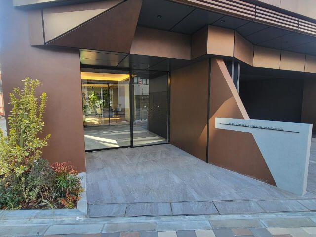 ザ・ライオンズフォーシア町屋のエントランス