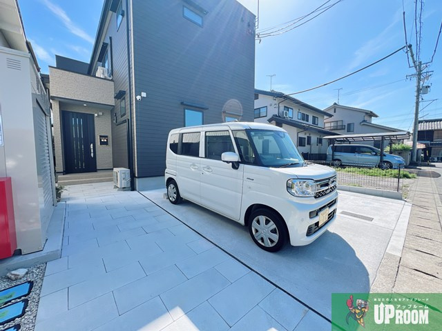 フォルテッツア城南の駐車場