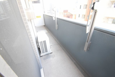 【バルコニー】 | ティーリーフ横浜モデルノ