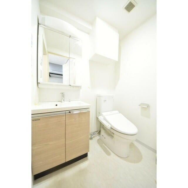 ＬＥＸＥ赤羽の洗面所