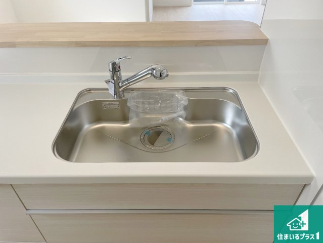枚方市渚本町　第1期　新築一戸建ての設備|洗い物も楽にできる、広々シンク！