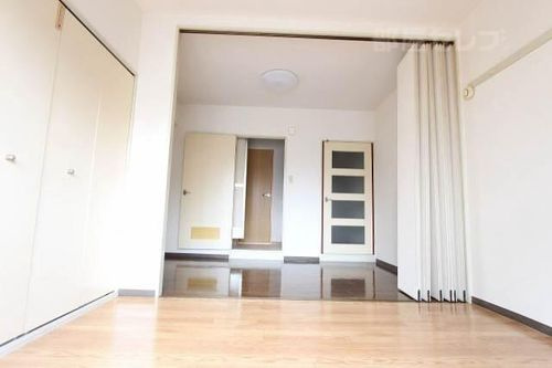 エスト葵南マンションの居間・リビング