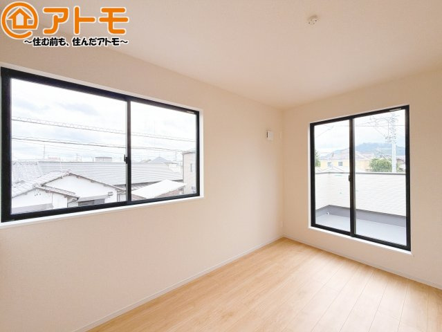 【寝室】 | 駿河区下川原五丁目10期　新築戸建　1号棟 | 毎日すごす部屋の広さや陽当りも気になるポイントですね！現地で体感してみてください♪