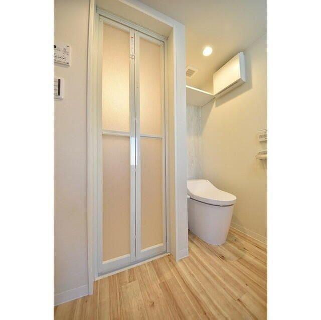 ティーグル西尾久の洗面所