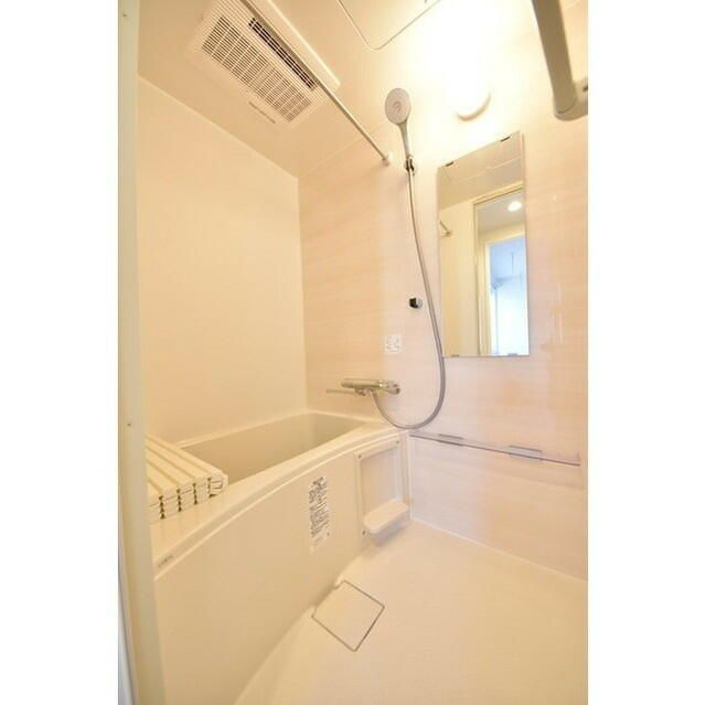 ティーグル西尾久の浴室