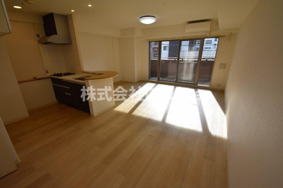 【居間・リビング】 | セレッソコート上本町EAST