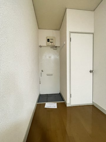 コアコーポAの玄関