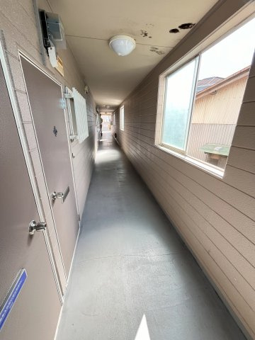 コアコーポAのエントランス