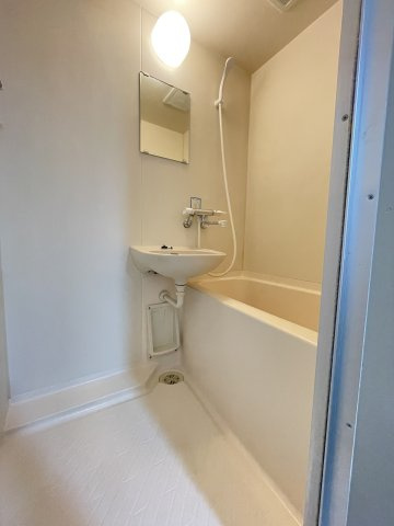 コアコーポAの浴室