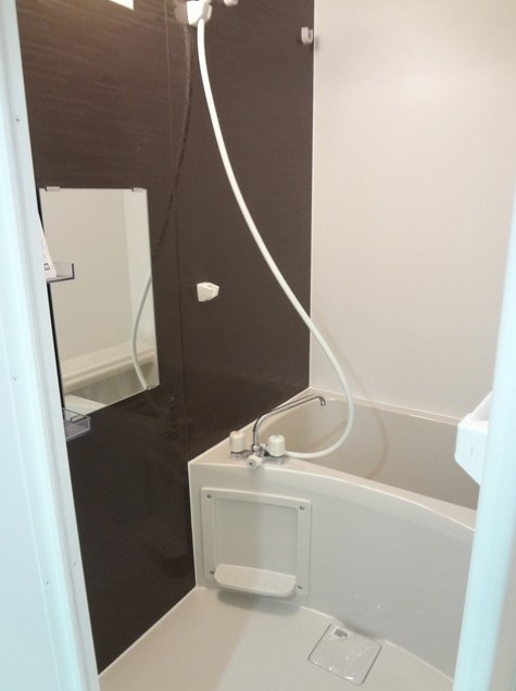 川崎市多摩区宿河原５丁目のアパートの浴室