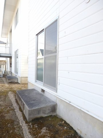 シティハイツ西本Ａのエントランス|建物の内部です