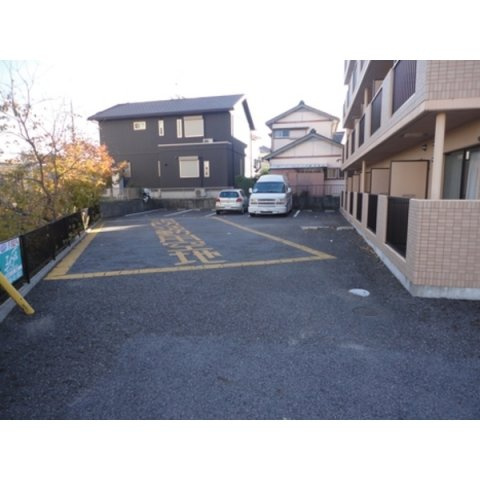 A.City美園　　刈谷市近郊の賃貸はクラスホームの駐車場