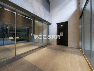 【エントランス】 | ファーストフィオーレ難波南パークサイド