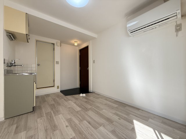 パール住吉の居間・リビング