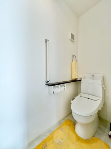 長久手市岩作中島戸建のトイレ|1階お手洗い　