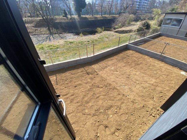 所沢下安松第七　新築2棟の庭