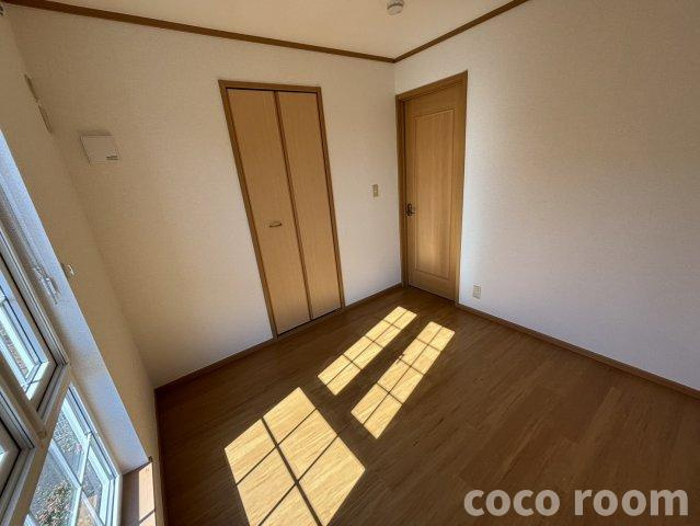 ＣＯＭＯＤＯ旭の洋室