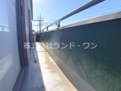 【バルコニー】 | 東村山市多摩湖町4丁目 | ３部屋から行き来できるワイドバルコニー！