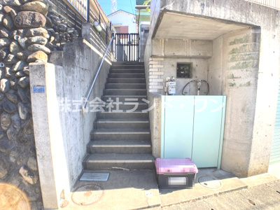 【エントランス】 | 東村山市多摩湖町4丁目